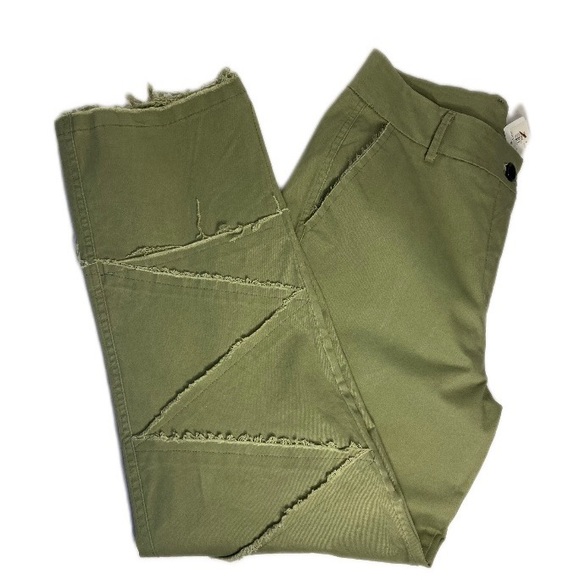 POL Pants - 🆕 POL Olive Green Pants Frayed Hem Frayed Accents High Waisted Straight Leg NWT